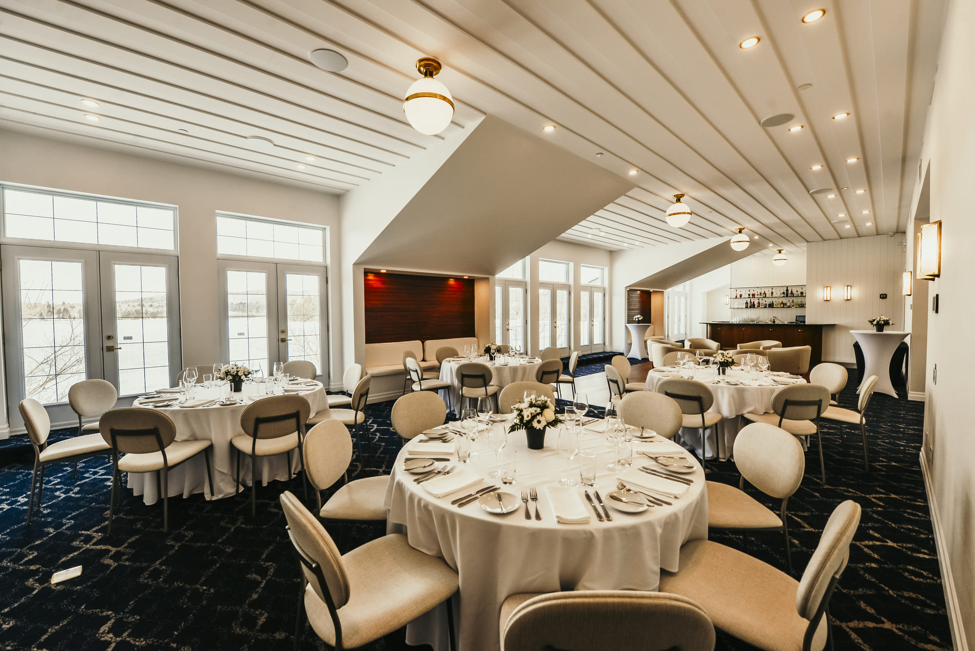 Salon Abénakis du Ripplecove Hôtel & Spa aménagé pour une remise de diplôme